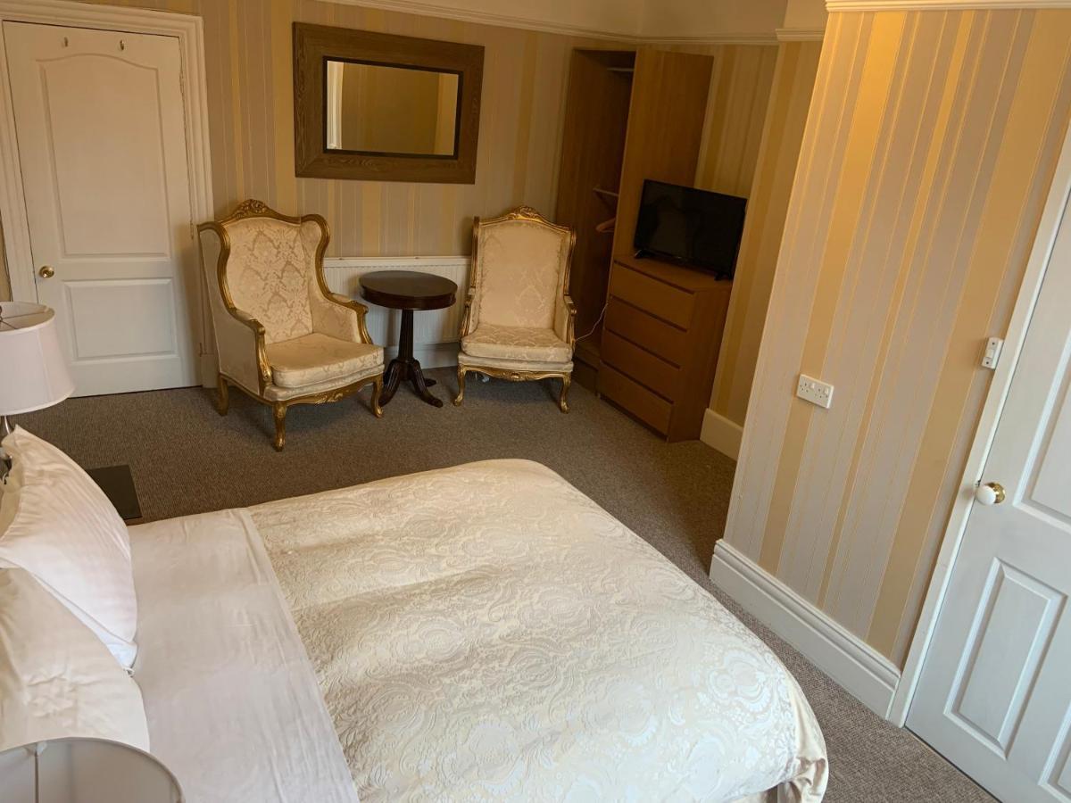 Entire Seaside Home, Sleeps 8, All En-Suite Rooms New Brighton Eksteriør billede