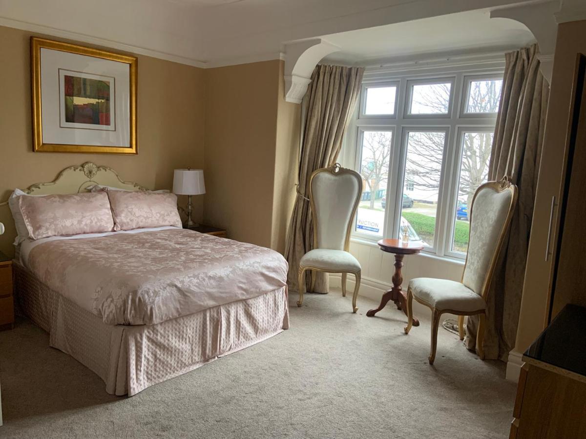 Entire Seaside Home, Sleeps 8, All En-Suite Rooms New Brighton Eksteriør billede